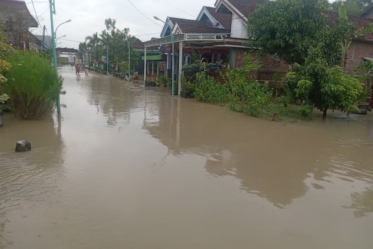 Hujan Deras Landa Gresik, 6 Desa di Kecamatan Balongpanggang Kebanjiran