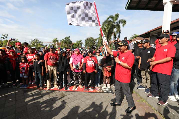 Lepas Peserta Jalan Sehat di Boyolali, Taj Yasin: Kekompakan Perangkat Desa – Pemda, Percepat Penurunan Angka Kemiskinan