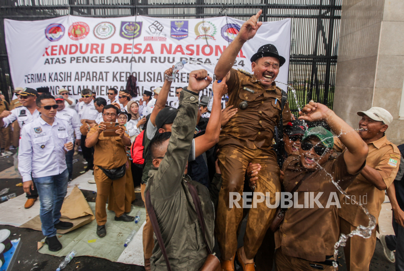 Desa Menjadi Kunci Menuju Indonesia Emas 2045