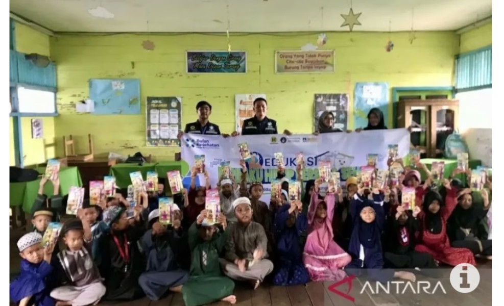 Pemuda Bakti Banua berikan layanan kesehatan gratis bagi warga desa di Tapin