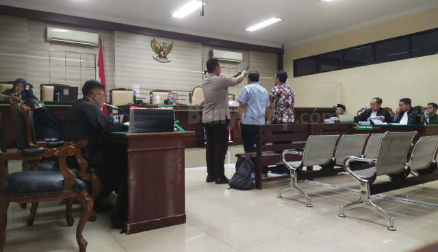 Saksi Ahli : Penanggung Jawab Pengadaan Barang dan Jasa di Desa Kades dan Timlak