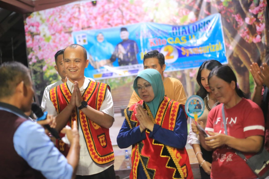 Mengharukan, Masyarakat Nias di Minas Kumpulkan Donasi Bantu Dr.Afni Jadi Bupati
