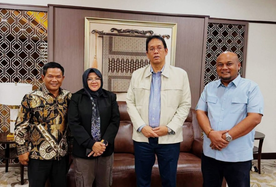Silaturahmi Bupati Afni dan Menkeu Purbaya Berbalut Nostalgia, Siak Kembali Jadi Perbincangan