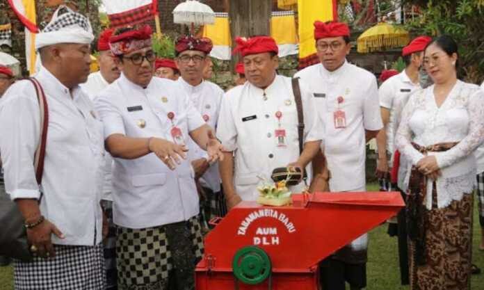 Jurus Tangani Sisa Sampah Banten di Tabanan: Desa Adat Perkotaan Dibantu Mesin Pencacah