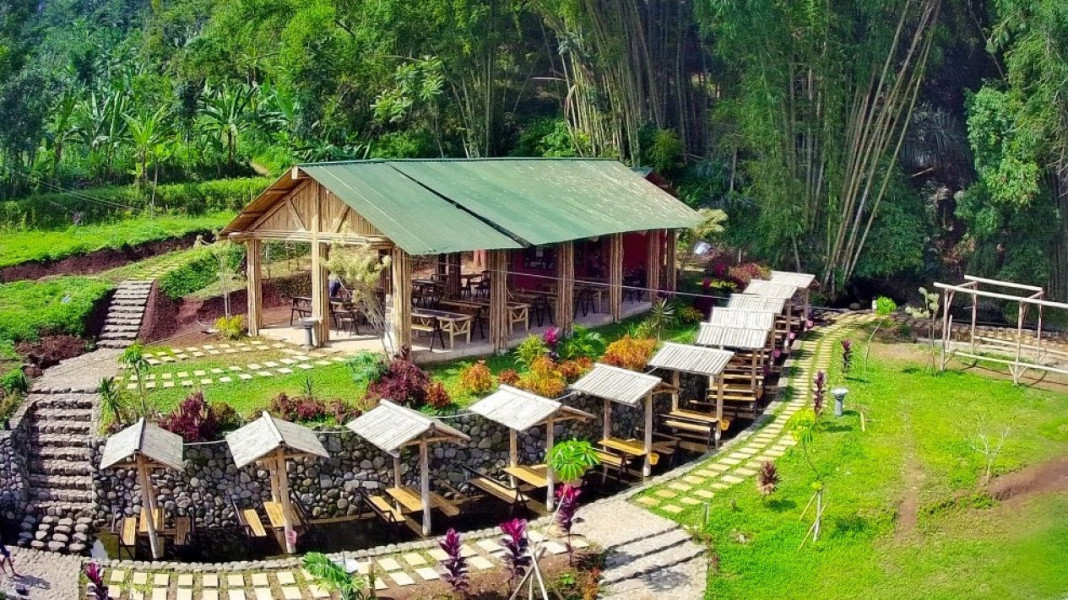 Petung Park Trawas, Rekomendasi Wisata Persawahan di Sebuah Desa yang Asri