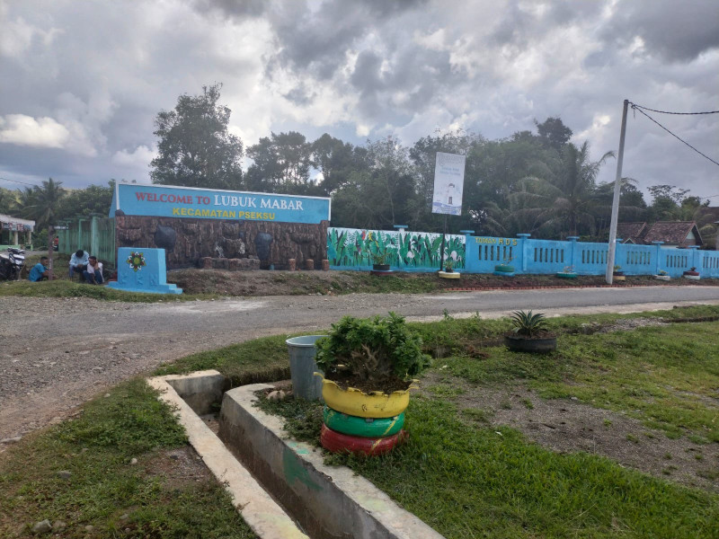 Taman Desa Selesai, Kini Merambah Item Jogging Track, Ini Penampakannya