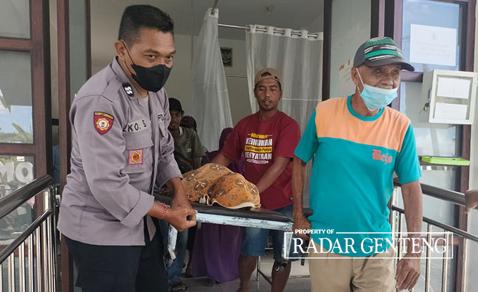 Antre Pencairan Bansos di Kantor Desa, Nenek Supiyah Meninggal Dunia