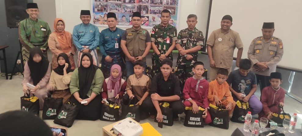 Berbagi Antar Sesama, KSJ Provinsi Riau Gelar Aksi Sosial Perdana
