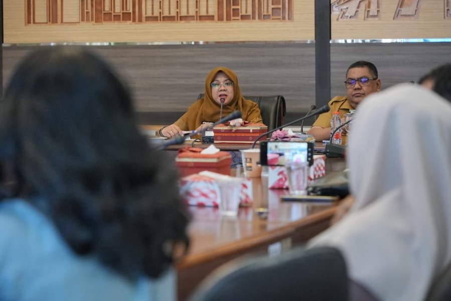 Pemkab Siak Gandeng 11 Perusahaan, Hampir 30 Kilometer Jalan Kabupaten Diperbaiki Lewat CSR